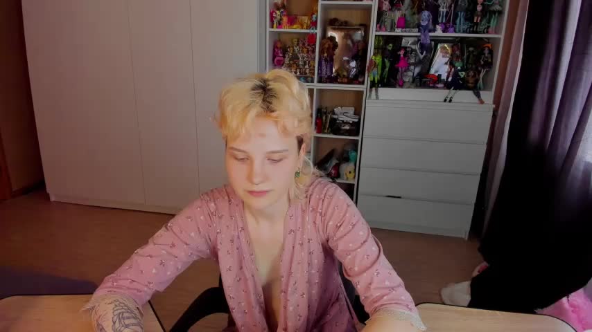 School_Love Webcam Chat July 15, 2026