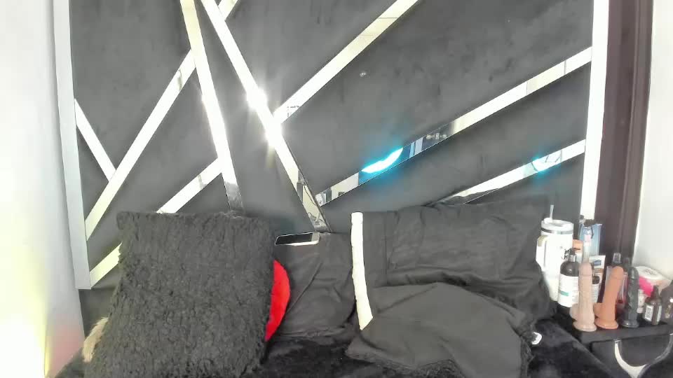 coralhtx Webcam Chat July 15, 2026