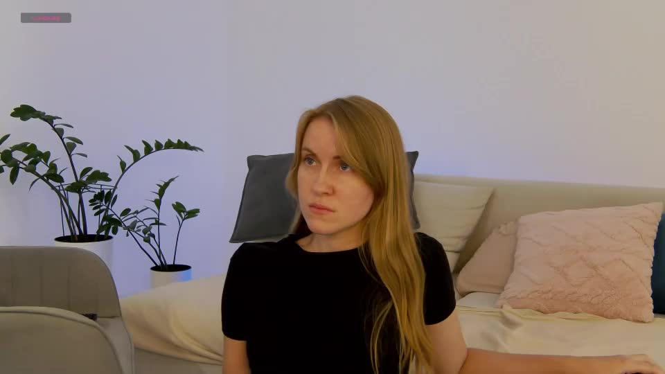 sweetkira1 Webcam Chat July 15, 2026