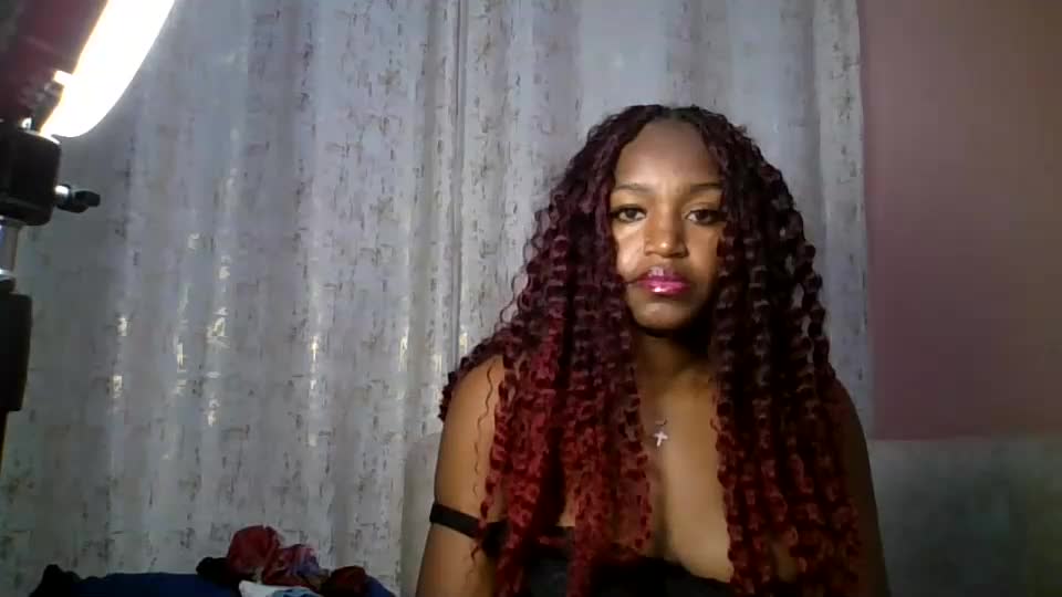 vee_quest Webcam Chat July 15, 2026