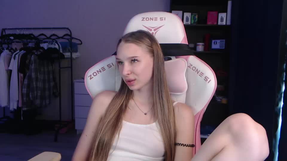 kitsuneyx Webcam Chat July 16, 2026