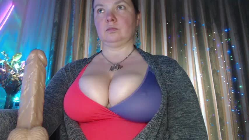 amorelara Webcam Chat July 15, 2026