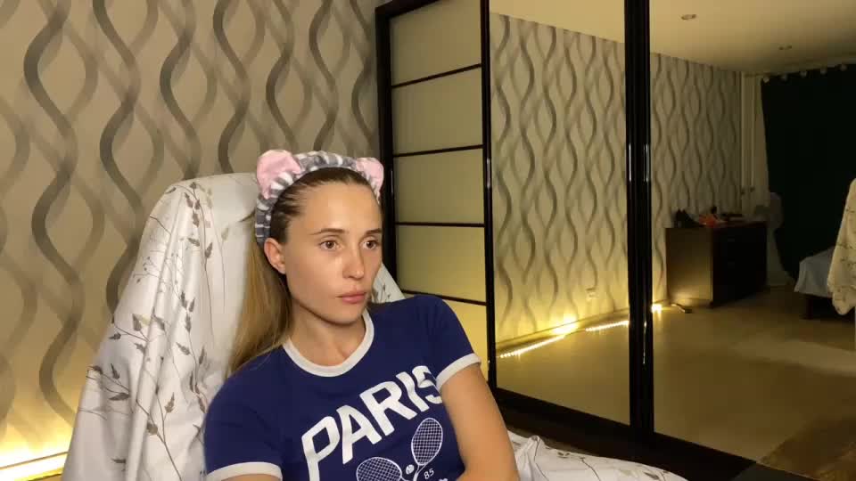 litle_girl05 Webcam Chat July 15, 2026