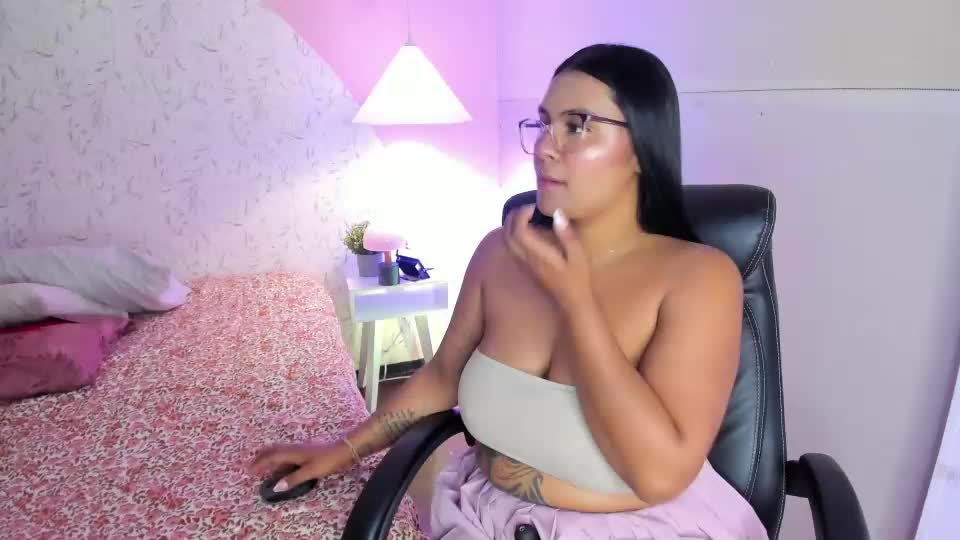 tammara_brm Webcam Chat July 15, 2026