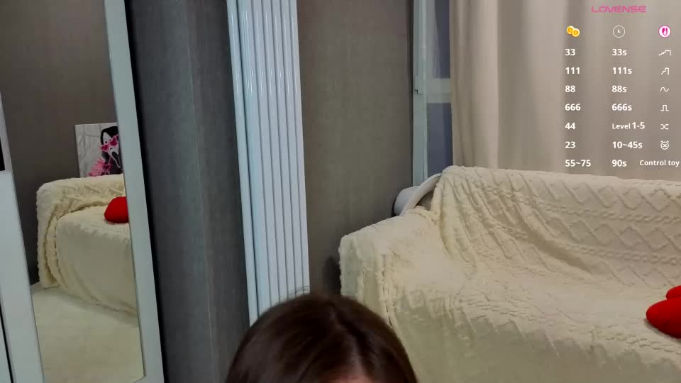 tinyanie Webcam Chat July 15, 2026