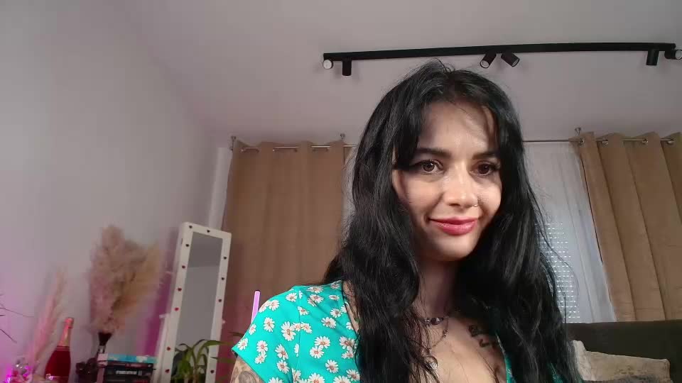 jacquelinehex Webcam Chat July 16, 2026