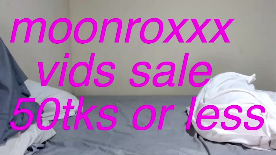 moonroxxx Webcam Chat July 15, 2026
