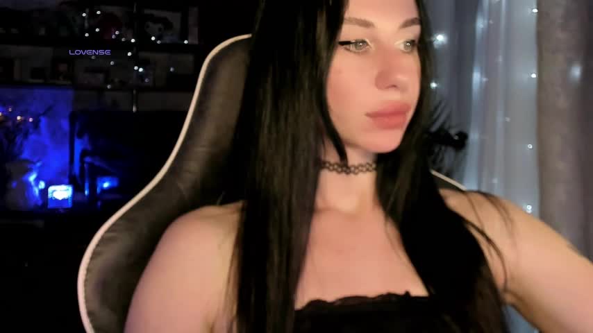 elenaaddiction Webcam Chat July 15, 2026