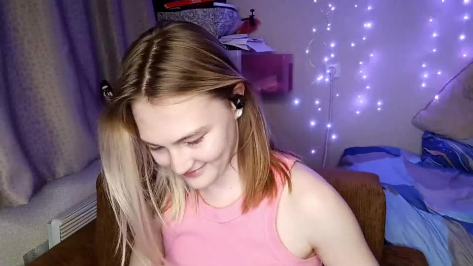 shelliegoza Webcam Chat July 15, 2026