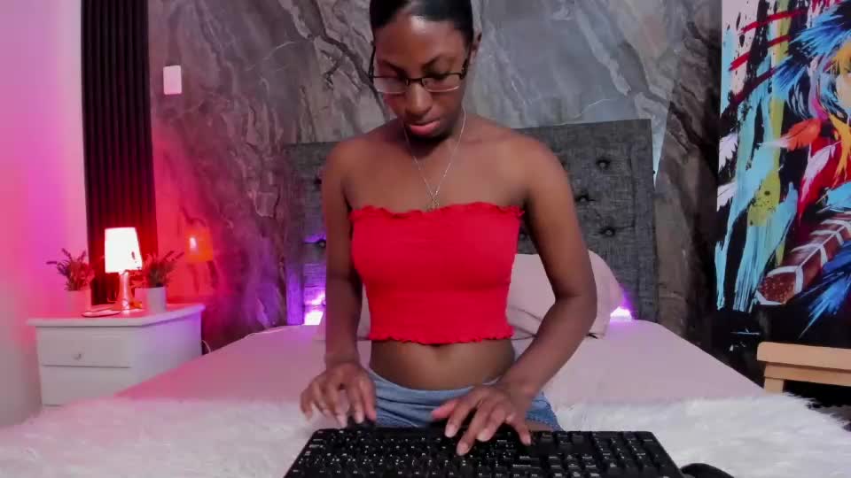 nana_cooper Webcam Chat July 15, 2026