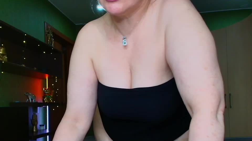 leona_tracie Webcam Chat July 15, 2026