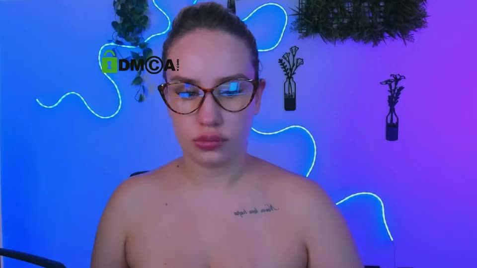 amalialowell Webcam Chat July 15, 2026