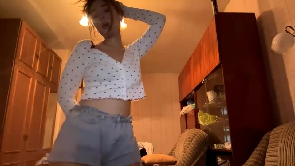 juliettegussow Webcam Chat July 16, 2026