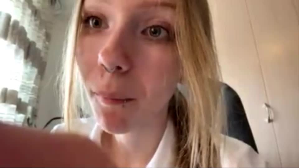 gertrudeuran Webcam Chat July 16, 2026