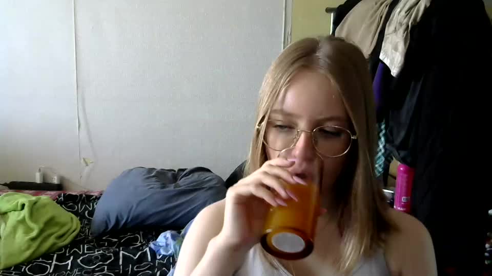 willenasow Webcam Chat July 16, 2026