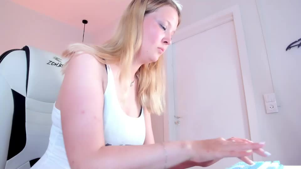 anita_marcelle Webcam Chat July 16, 2026