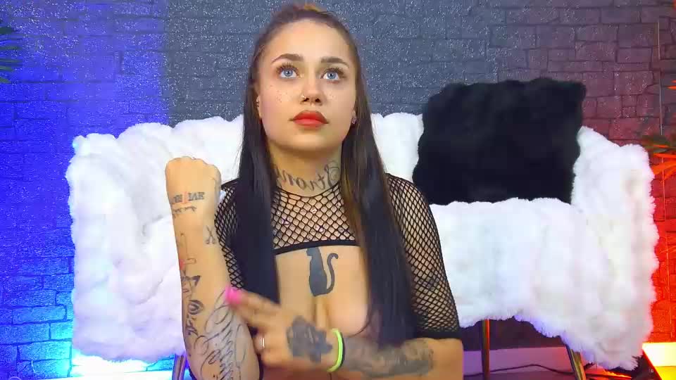 kyradesire Webcam Chat July 16, 2026