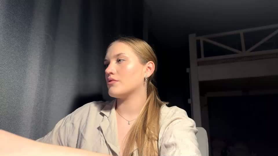 milacrummell Webcam Chat July 16, 2026