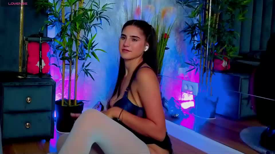 valery_evann Webcam Chat July 17, 2026