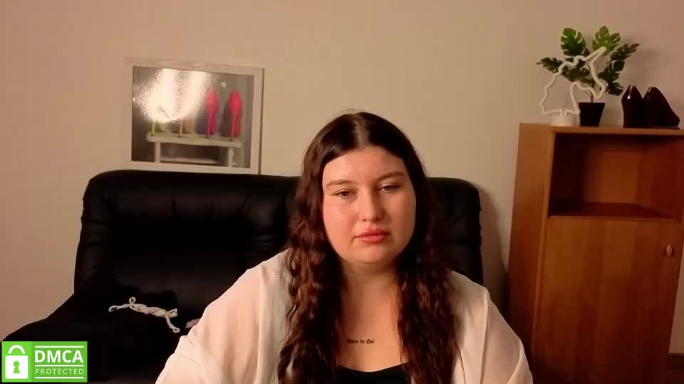 katina_deeplou4 Webcam Chat July 17, 2026