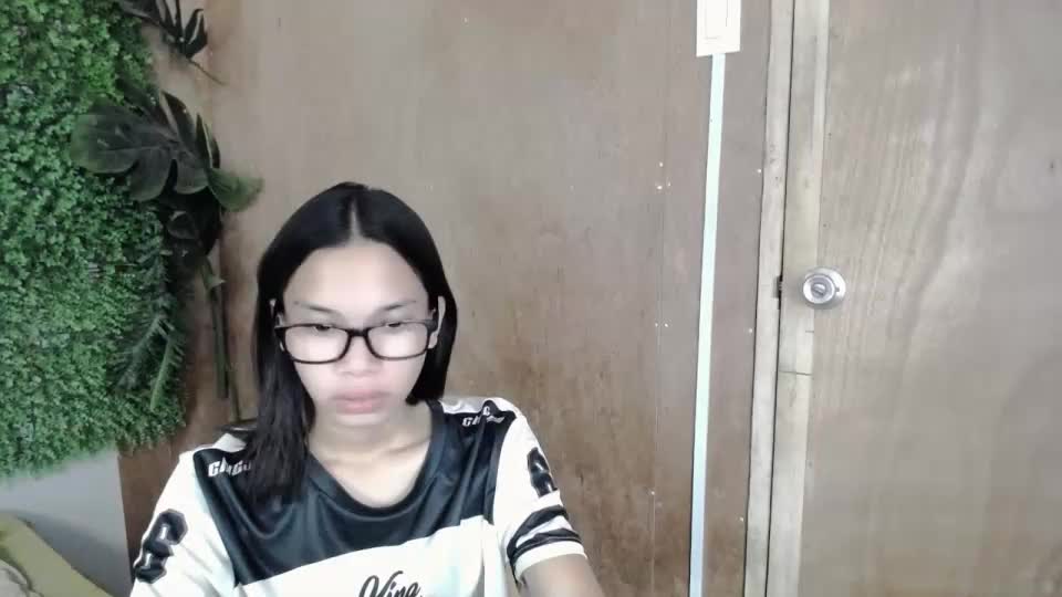 lovely_kimmyxx Webcam Chat July 17, 2026