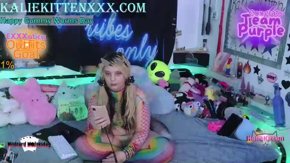 kaliekitten Webcam Chat July 17, 2026