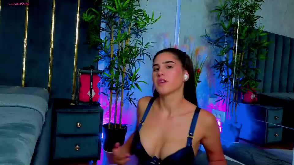 valery_evann Webcam Chat July 17, 2026
