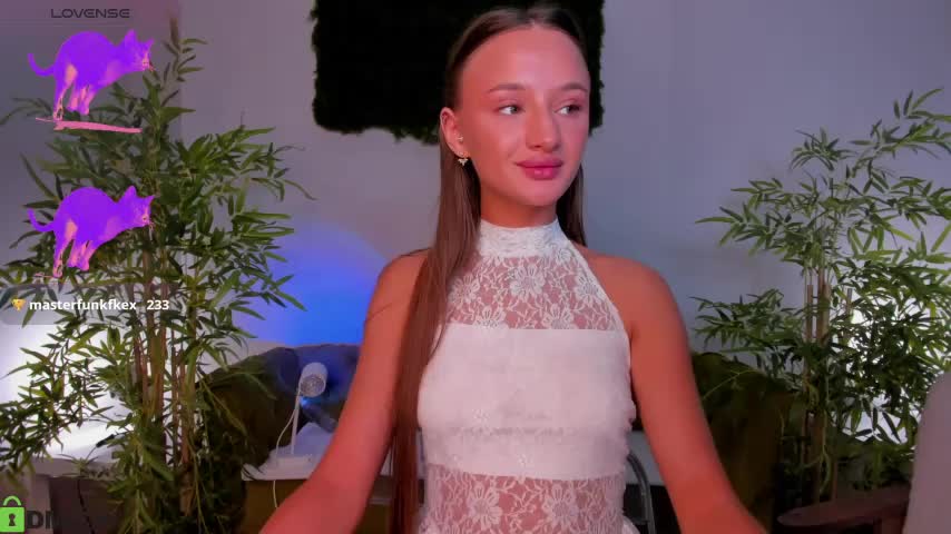 miiss__lulu Webcam Chat July 17, 2026