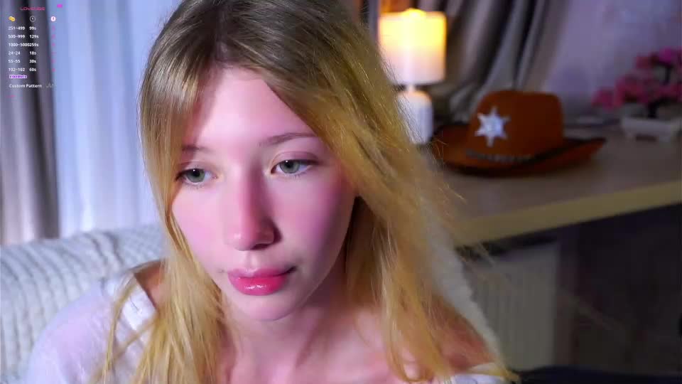 sunnmoonn Webcam Chat July 17, 2026