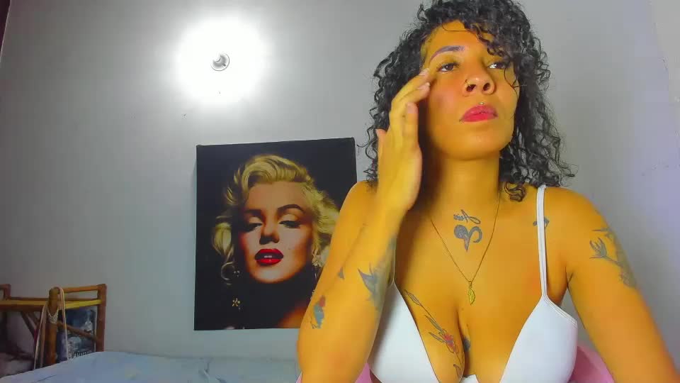 katerine_bella Webcam Chat July 17, 2026