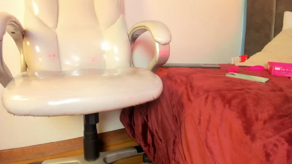 luna_honey9 Webcam Chat July 17, 2026
