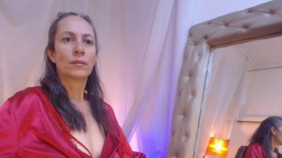laurasofia45 Webcam Chat July 17, 2026