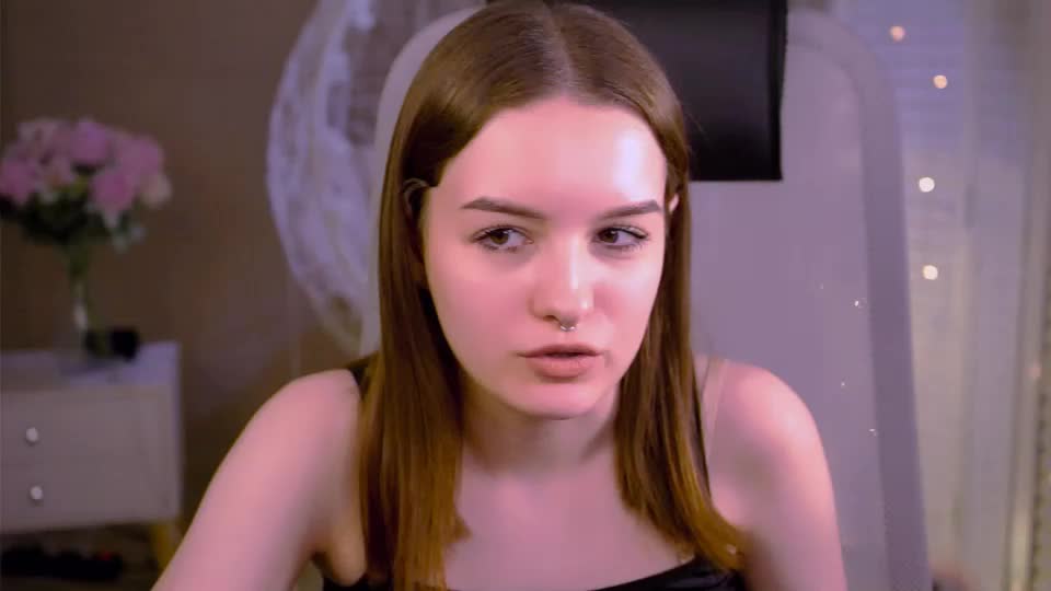 kelliebanshe Webcam Chat July 17, 2026