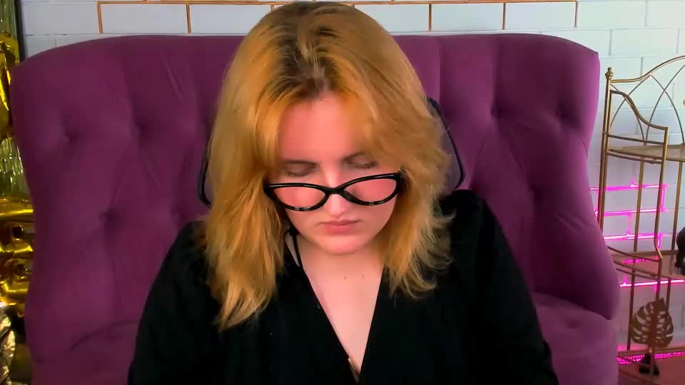 katybriggs Webcam Chat July 17, 2026