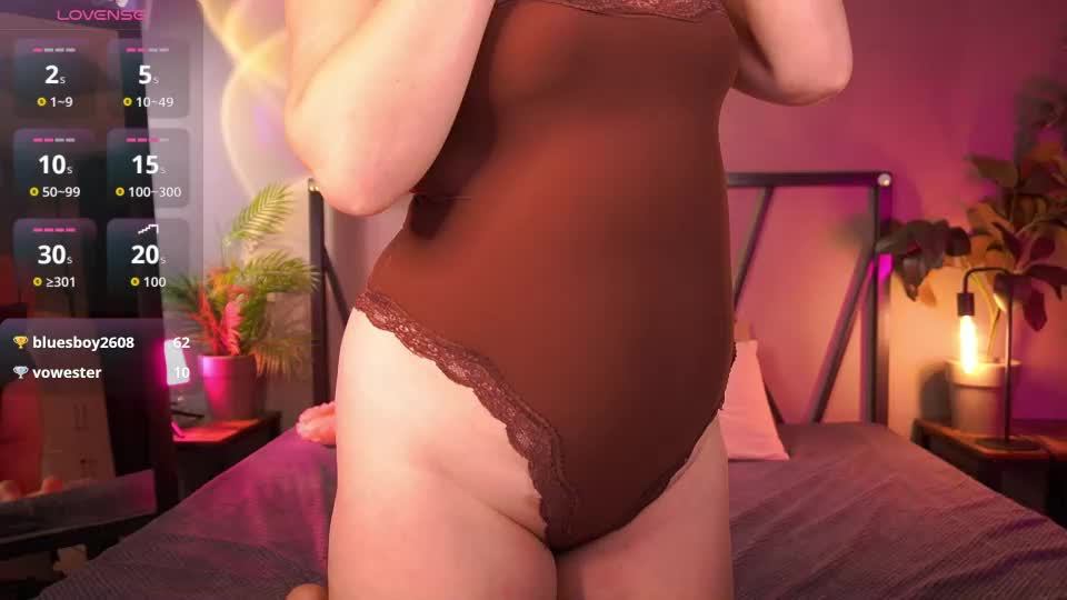 ameliawells Webcam Chat July 17, 2026