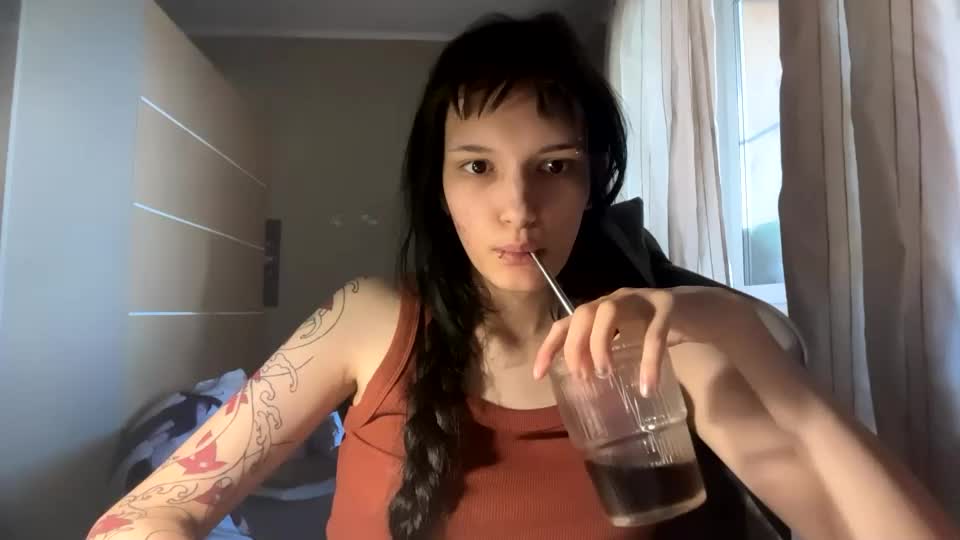shirakranendonk Webcam Chat July 17, 2026