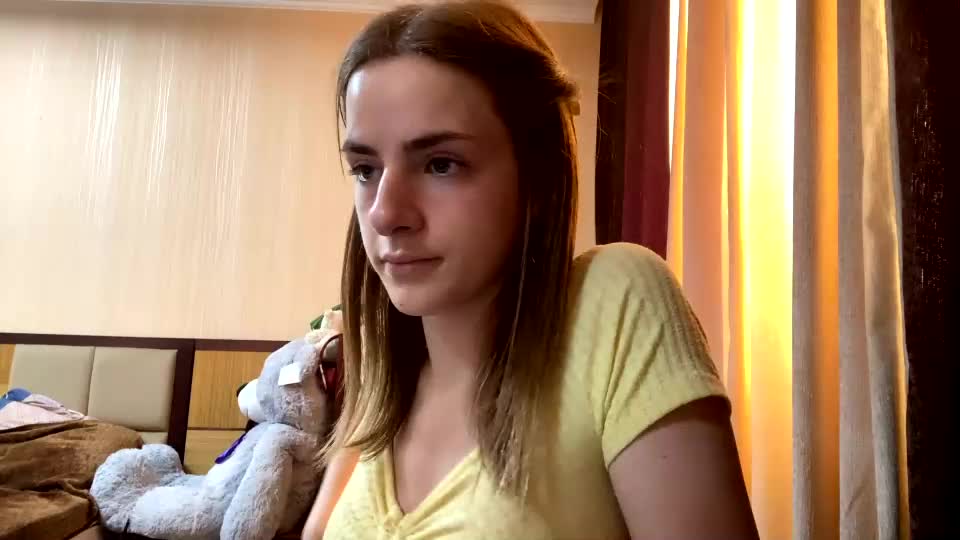 suzannetigerino Webcam Chat July 17, 2026