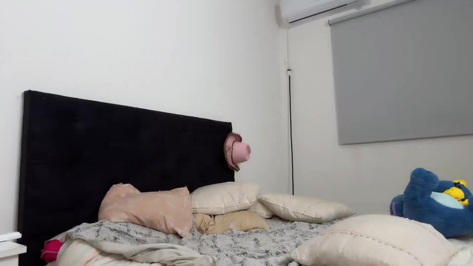 ameliaparadisex Webcam Chat July 17, 2026