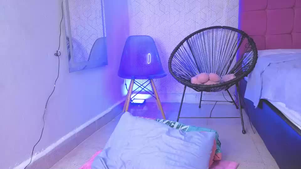 elza_fuentes01 Webcam Chat July 17, 2026