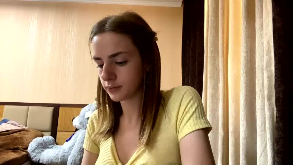suzannetigerino Webcam Chat July 17, 2026