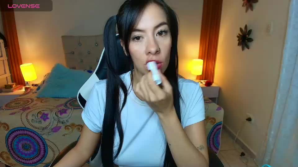 emiily_skinny Webcam Chat July 17, 2026