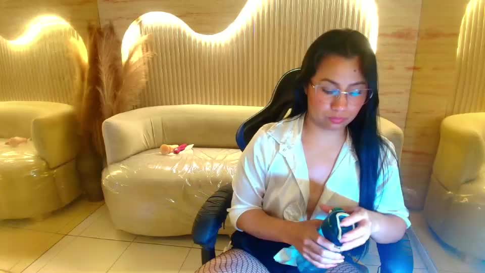 valentina__r_ Webcam Chat July 17, 2026