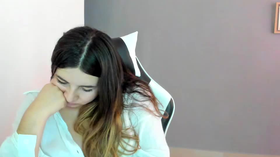 laracat18 Webcam Chat July 17, 2026