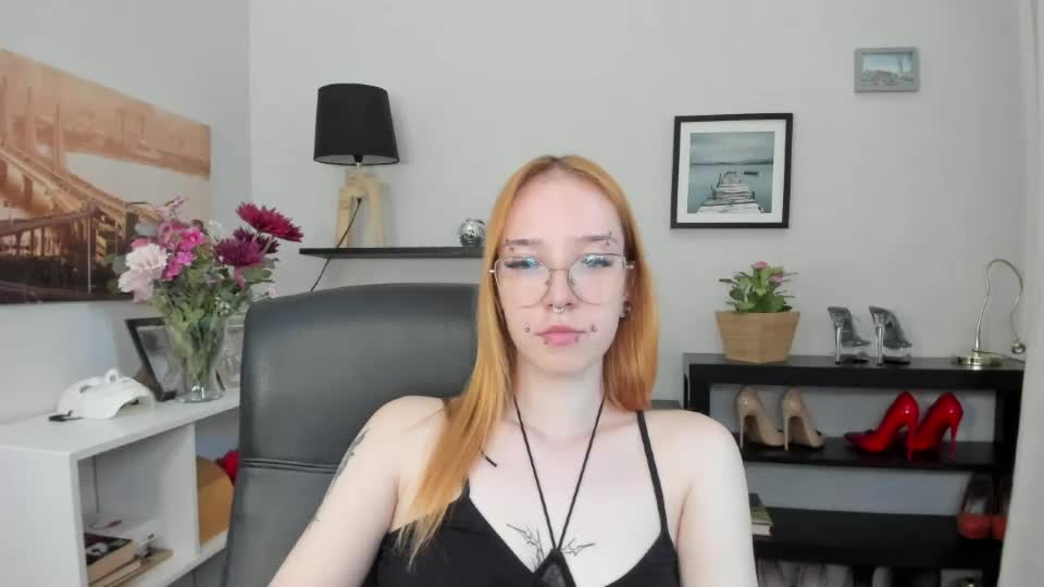 foxsonya Webcam Chat July 17, 2026