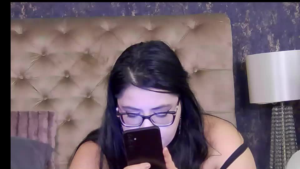 ariarussell Webcam Chat July 17, 2026