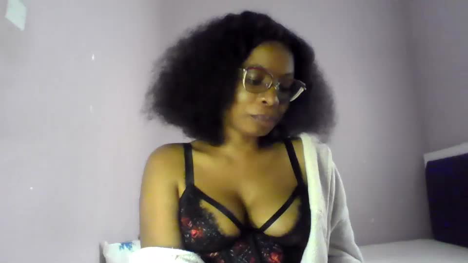 lola_coco Webcam Chat July 17, 2026