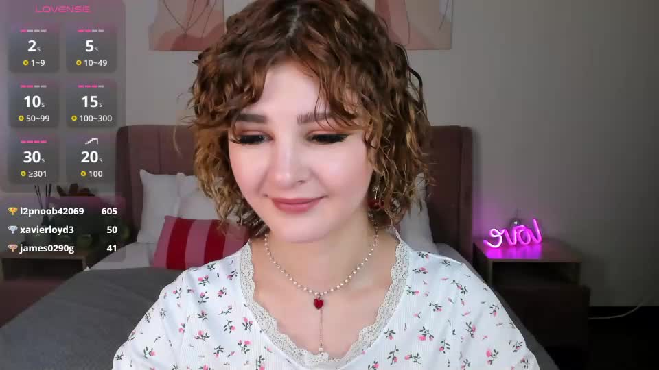 kira_fluffy Webcam Chat July 17, 2026