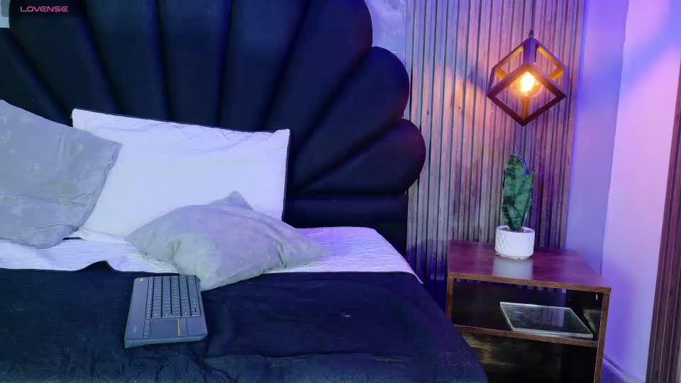 _charlotte_queen_ Webcam Chat July 17, 2026