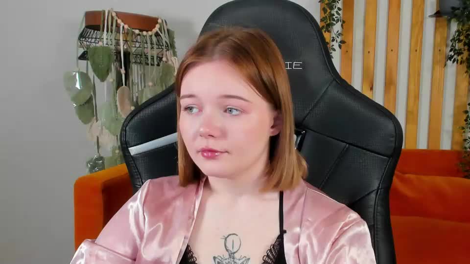 elinavale Webcam Chat July 18, 2026