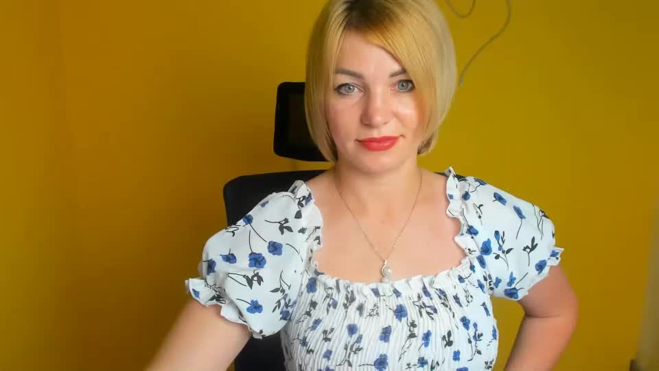 jennifer_cuttie Webcam Chat July 18, 2026